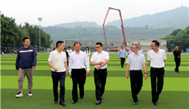 四川省總工會副主席彭闖一行到德勝釩鈦調研