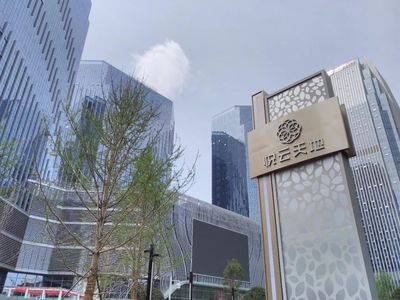 云投中心工程速報(bào)第五期 戶外停車(chē)導(dǎo)視系統(tǒng)安裝完成，悅云科技助力項(xiàng)目精細(xì)化升級(jí)